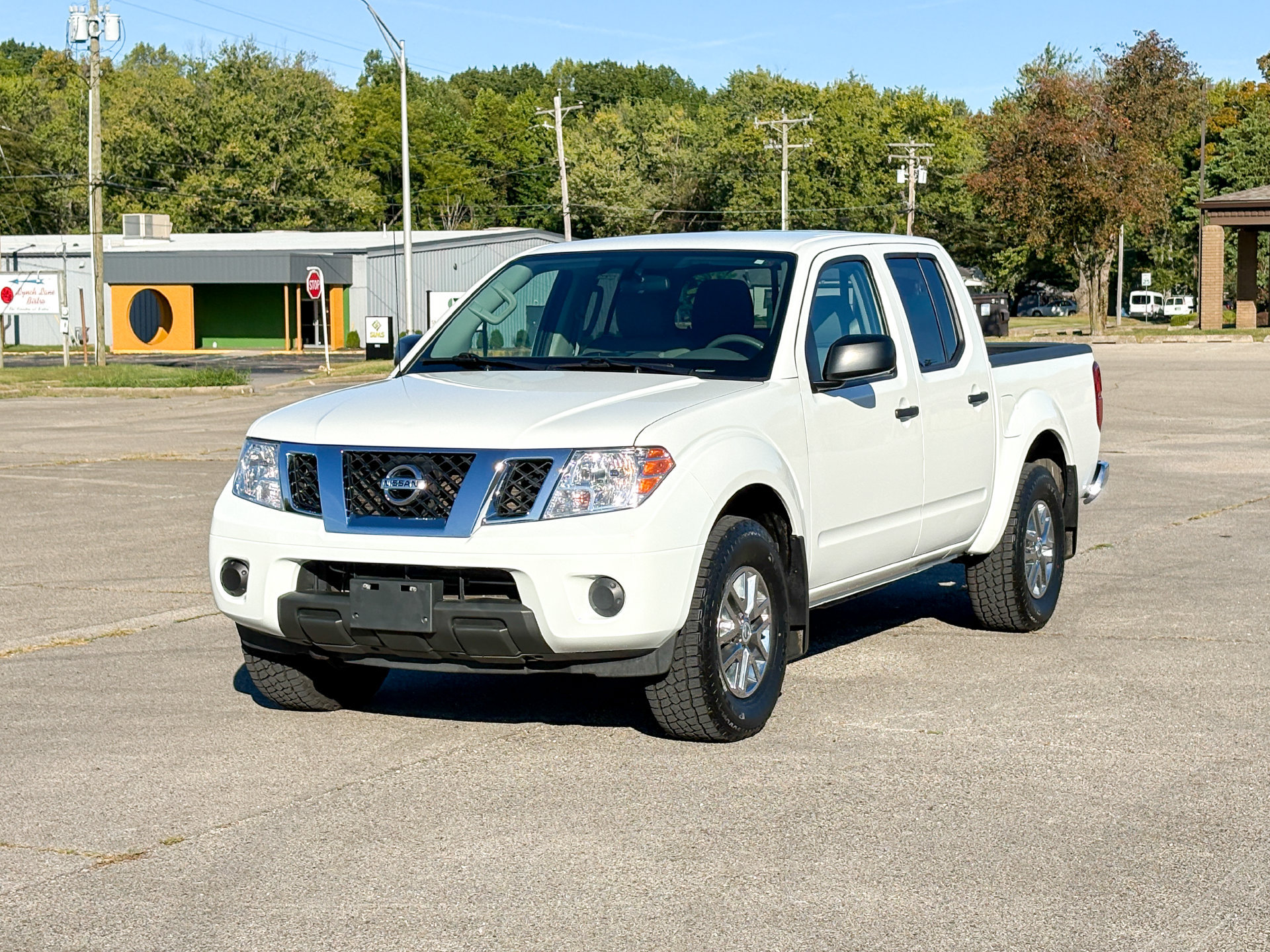 Used 2019 Nissan Frontier SV AWD/4WD image 4
