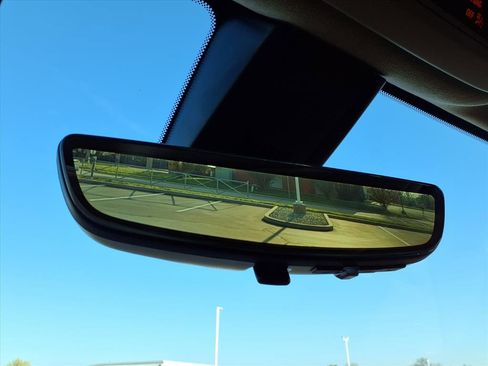 Used 2024 Cadillac XT6 Sport w/ Platinum Package image 19