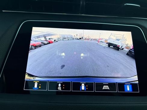 Used 2022 Cadillac XT4 Premium Luxury w/ Technology Package image 23