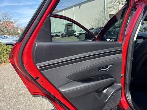 Used 2023 Hyundai Tucson Limited image 28