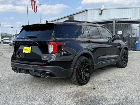 Used 2020 Ford Explorer ST w/ ST Street Pack image 7