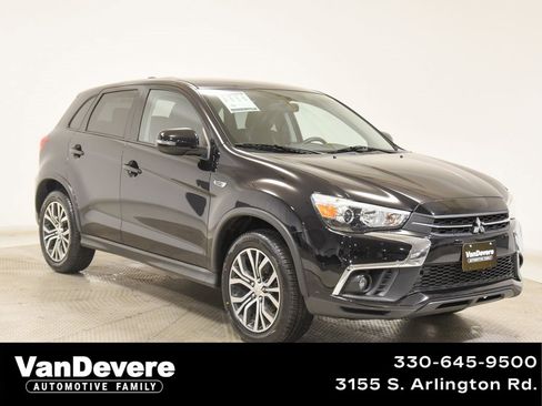 Used 2018 Mitsubishi Outlander Sport ES image 1