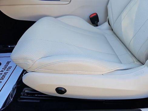 Used 2026 Mercedes-Benz CLE 300 4MATIC Coupe image 31