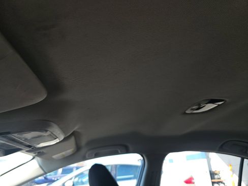 Used 2019 Subaru Impreza 2.0i image 13