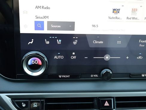 Used 2024 Lexus RX 350 Premium Plus w/ Convenience Package AWD/4WD image 25