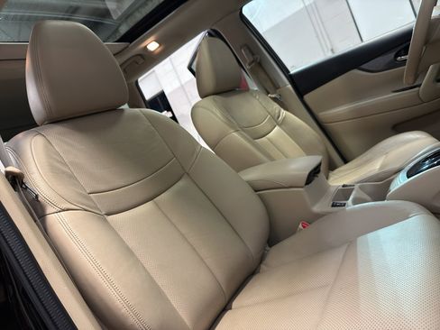 Used 2014 Nissan Rogue SL w/ SL Premium Package image 23