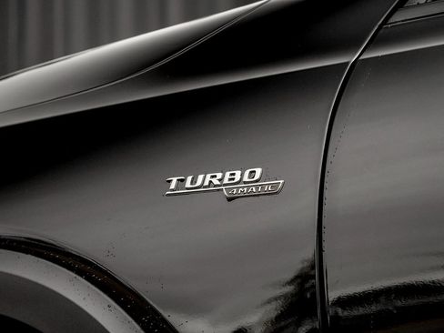 New 2026 Mercedes-Benz GLB 35 AMG 4MATIC image 5