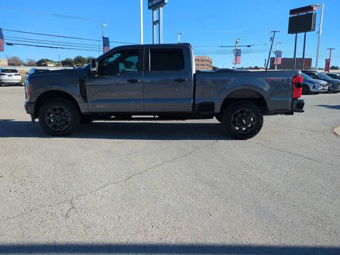 Used 2023 Ford F250 XL w/ STX Appearance Package image 5