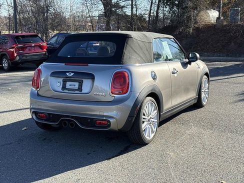 Used 2016 MINI Cooper S image 2