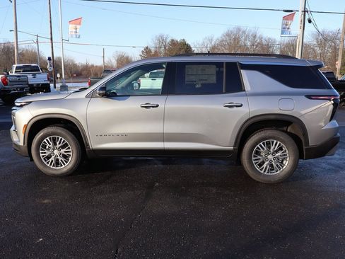 New 2026 Chevrolet Traverse LT w/ Driver Confidence Package image 24