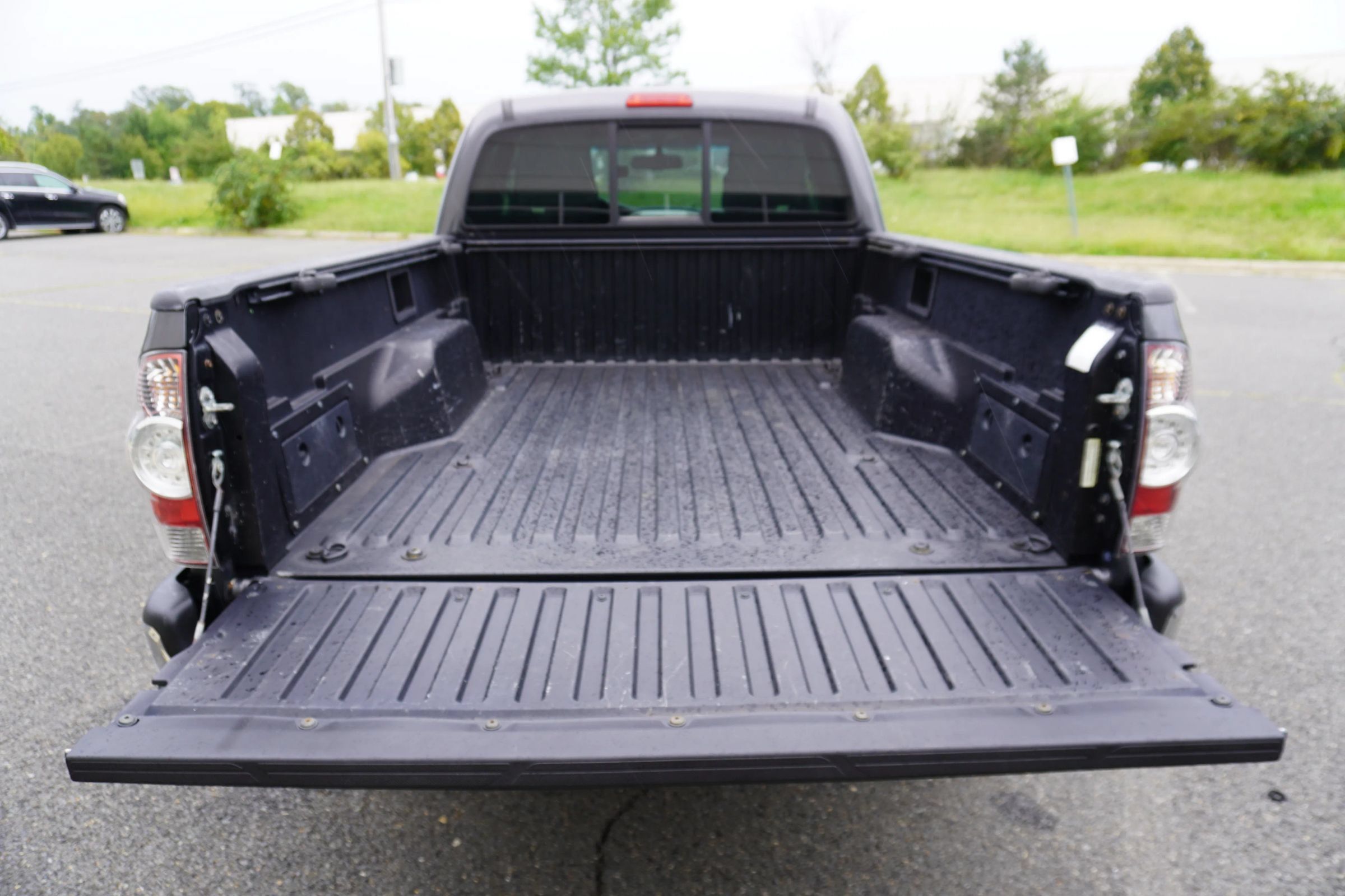 Used 2010 Toyota Tacoma 4x4 Access Cab V6 image 24