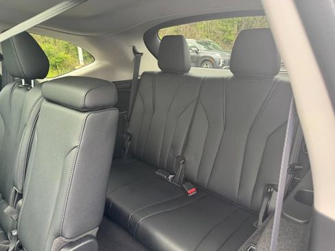 Certified 2026 Acura MDX SH-AWD image 12