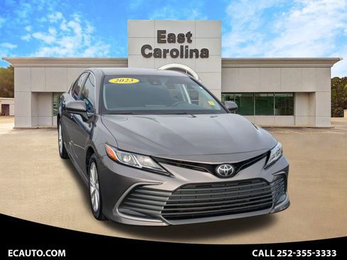 Used 2023 Toyota Camry LE image 1