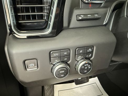 New 2026 GMC Sierra 1500 Denali w/ Technology Package image 27