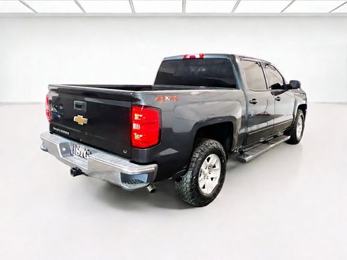Used 2018 Chevrolet Silverado 1500 LT w/ All Star Edition AWD/4WD image 4