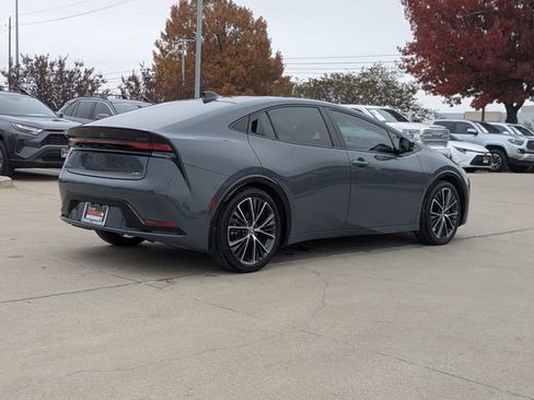 Used 2023 Toyota Prius Limited image 6