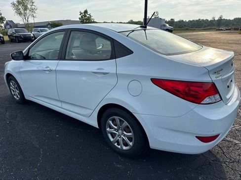 Used 2014 Hyundai Accent GLS FWD image 6
