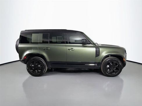 New 2026 Land Rover Defender 110 X-Dynamic SE AWD/4WD image 4