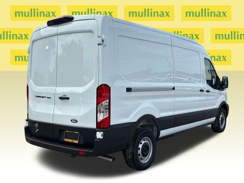 New 2026 Ford Transit 250 148 Medium Roof RWD image 4