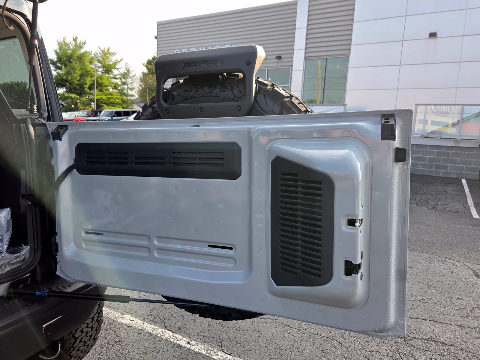 New 2026 Ford Bronco Raptor AWD/4WD image 38