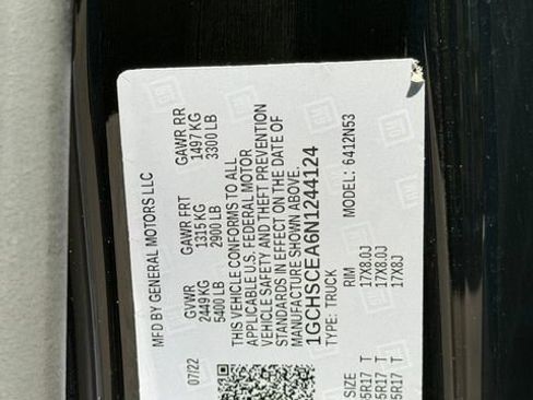 Used 2022 Chevrolet Colorado LT w/ Fleet Safety Package image 28