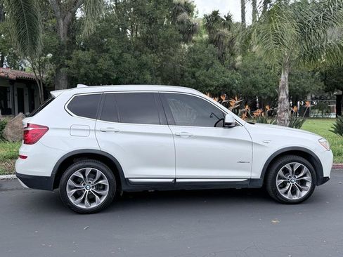 Used 2017 BMW X3 xDrive28i w/ Technology Package image 5