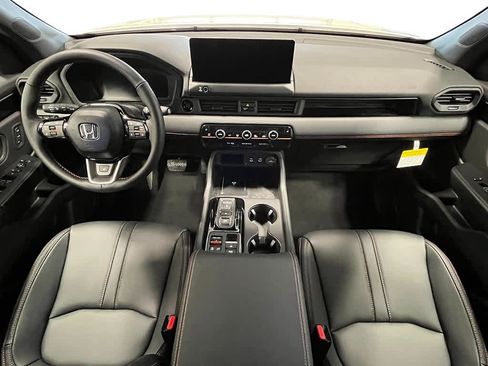 Used 2026 Honda Pilot TrailSport image 23