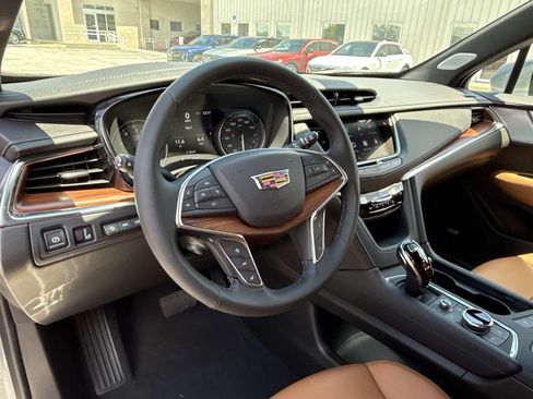 New 2026 Cadillac XT5 Premium Luxury w/ Driver Assist Package FWD image 33