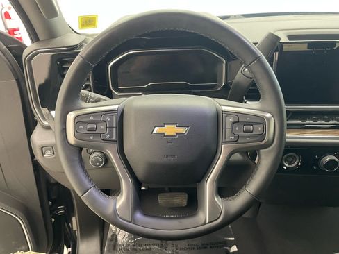 Certified 2024 Chevrolet Silverado 1500 LT AWD/4WD image 12