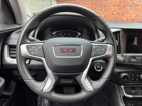 Used 2023 GMC Terrain SLE w/ Driver Convenience Package AWD/4WD image 13