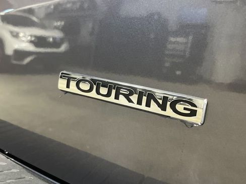 New 2026 Honda Odyssey Touring image 7