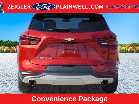 Used 2024 Chevrolet Blazer LT w/ Convenience Package AWD/4WD image 4