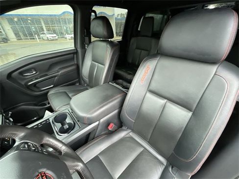 Used 2023 Nissan Titan PRO-4X w/ Pro-4x Convenience Package image 14
