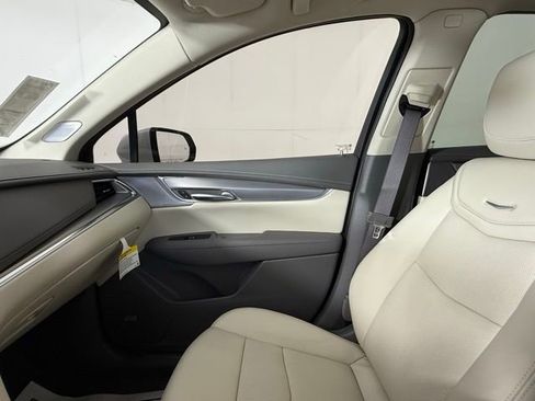 New 2025 Cadillac XT5 Premium Luxury image 22