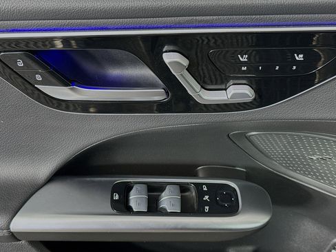 Used 2024 Mercedes-Benz C 300 Sedan image 22