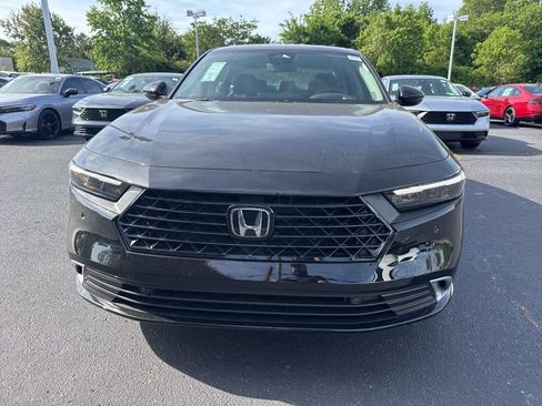 New 2026 Honda Accord Touring image 8