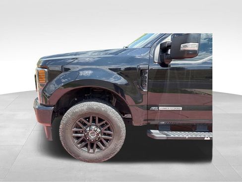 Used 2021 Ford F350 Lariat AWD/4WD image 33