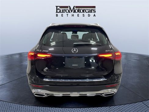 Certified 2023 Mercedes-Benz GLC 300 4MATIC image 4