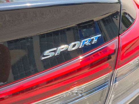 Used 2024 Honda Civic Sport image 12