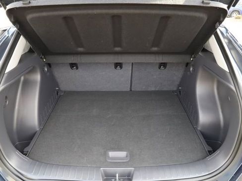 Used 2025 Hyundai Kona SEL image 8