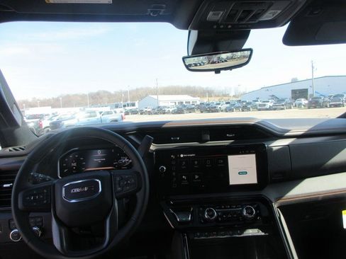 New 2026 GMC Sierra 3500 AT4 w/ AT4 Premium Plus Package image 17