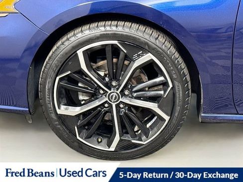 Used 2023 Nissan Altima 2.5 SR FWD image 35