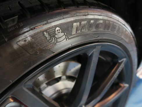 Used 2014 Mercedes-Benz S 63 AMG 4MATIC Sedan image 43