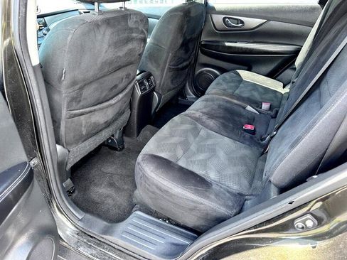 Used 2015 Nissan Rogue SV image 15