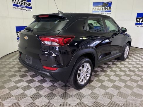Used 2021 Chevrolet TrailBlazer LS FWD image 16