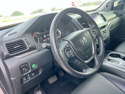 Certified 2023 Honda Ridgeline RTL image 15