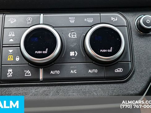 Used 2022 Land Rover Defender 110 X-Dynamic SE AWD/4WD image 39