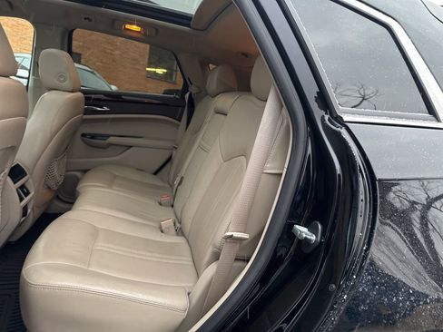 Used 2016 Cadillac SRX Luxury w/ Driver Awareness Package image 8