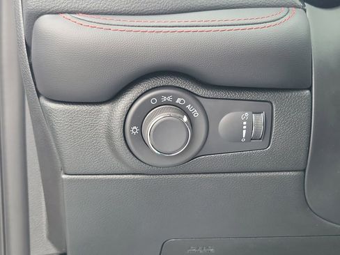 New 2026 Dodge Durango GT w/ Blacktop Package AWD/4WD image 13