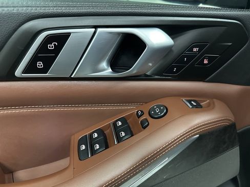 Used 2021 BMW X5 xDrive45e w/ M Sport Package image 21